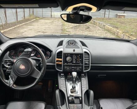 Чорний Порше Cayenne, об'ємом двигуна 3.6 л та пробігом 270 тис. км за 18500 $, фото 10 на Automoto.ua