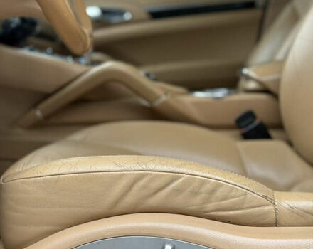 Чорний Порше Cayenne, об'ємом двигуна 3 л та пробігом 224 тис. км за 19350 $, фото 49 на Automoto.ua