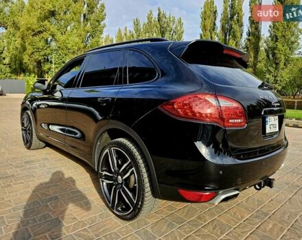 Порше Каен 2013 в Полтаве на Automoto.ua Черный Порше Каен, объемом двигателя 2.97 л и пробегом 258 тыс. км за 20950 $, фото 31 на Automoto.ua