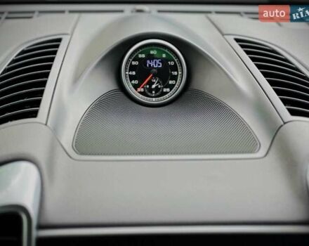 Порше Каен 2013 в Киеве на Automoto.ua Черный Порше Каен, объемом двигателя 4.13 л и пробегом 273 тыс. км за 23999 $, фото 45 на Automoto.ua