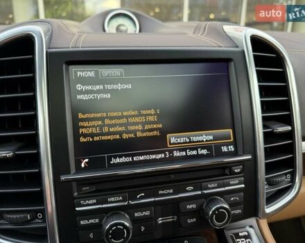 Черный Порше Каен, объемом двигателя 4.81 л и пробегом 43 тыс. км за 53000 $, фото 47 на Automoto.ua