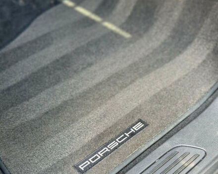 Черный Порше Каен, объемом двигателя 2.97 л и пробегом 248 тыс. км за 23500 $, фото 24 на Automoto.ua