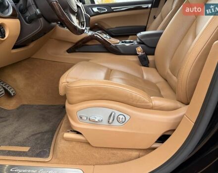 Черный Порше Каен, объемом двигателя 4.81 л и пробегом 43 тыс. км за 53000 $, фото 23 на Automoto.ua