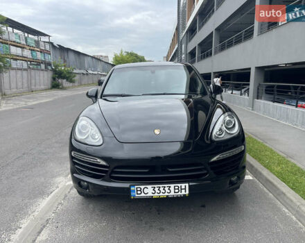 Чорний Порше Cayenne, об'ємом двигуна 3 л та пробігом 180 тис. км за 27300 $, фото 1 на Automoto.ua