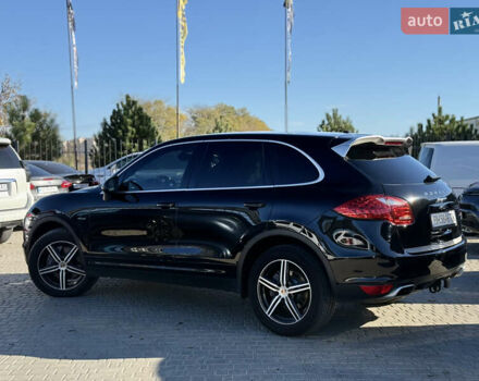 Порше Каен 2013 в Одессе на Automoto.ua Черный Порше Каен, объемом двигателя 3 л и пробегом 181 тыс. км за 26200 $, фото 3 на Automoto.ua