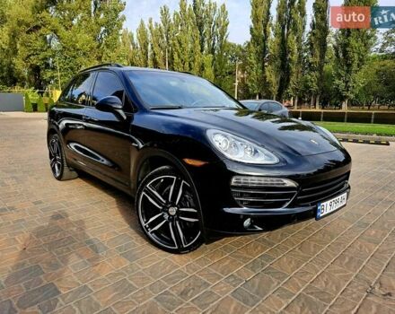 Порше Каен 2013 в Полтаве на Automoto.ua Черный Порше Каен, объемом двигателя 2.97 л и пробегом 258 тыс. км за 20950 $, фото 12 на Automoto.ua