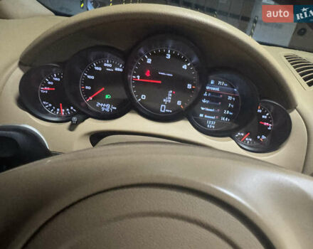 Черный Порше Каен, объемом двигателя 2.97 л и пробегом 234 тыс. км за 25200 $, фото 12 на Automoto.ua