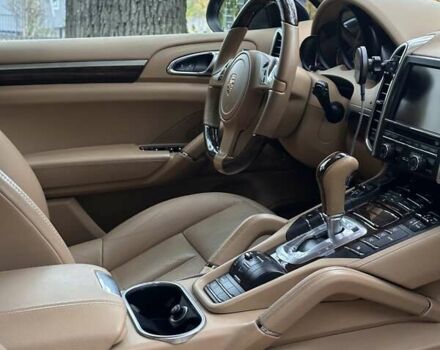 Порше Каен 2013 в Киеве на Automoto.ua Черный Порше Каен, объемом двигателя 3 л и пробегом 219 тыс. км за 25500 $, фото 3 на Automoto.ua