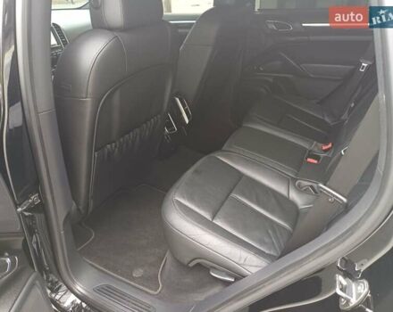 Чорний Порше Cayenne, об'ємом двигуна 3 л та пробігом 218 тис. км за 24000 $, фото 16 на Automoto.ua