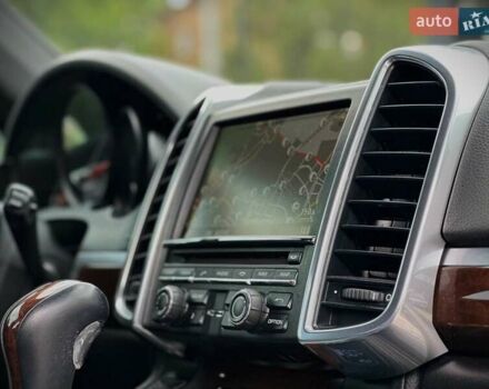 Чорний Порше Cayenne, об'ємом двигуна 4.13 л та пробігом 273 тис. км за 23999 $, фото 38 на Automoto.ua