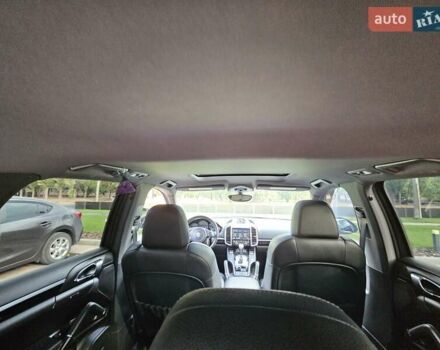 Порше Каен 2013 в Полтаве на Automoto.ua Черный Порше Каен, объемом двигателя 2.97 л и пробегом 258 тыс. км за 20950 $, фото 63 на Automoto.ua