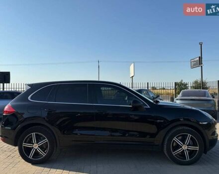 Чорний Порше Cayenne, об'ємом двигуна 3 л та пробігом 181 тис. км за 29000 $, фото 5 на Automoto.ua