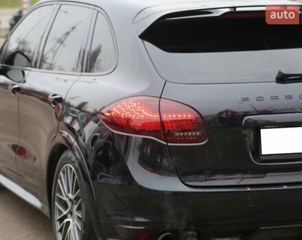 Черный Порше Каен, объемом двигателя 4.81 л и пробегом 152 тыс. км за 21900 $, фото 7 на Automoto.ua