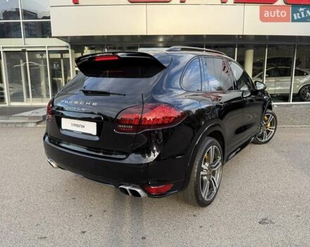Черный Порше Каен, объемом двигателя 4.81 л и пробегом 43 тыс. км за 53000 $, фото 7 на Automoto.ua