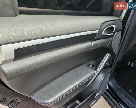 Порше Каен 2013 в Полтаве на Automoto.ua Черный Порше Каен, объемом двигателя 2.97 л и пробегом 258 тыс. км за 20950 $, фото 74 на Automoto.ua