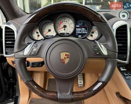 Черный Порше Каен, объемом двигателя 4.81 л и пробегом 43 тыс. км за 53000 $, фото 38 на Automoto.ua