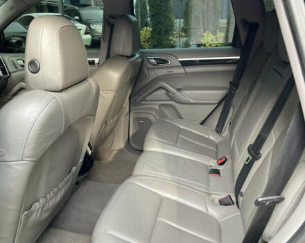 Чорний Порше Cayenne, об'ємом двигуна 3.6 л та пробігом 147 тис. км за 18000 $, фото 18 на Automoto.ua