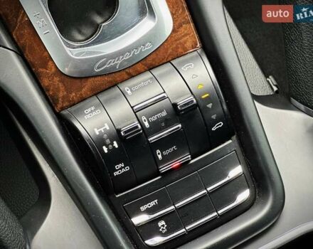 Чорний Порше Cayenne, об'ємом двигуна 4.13 л та пробігом 273 тис. км за 23999 $, фото 47 на Automoto.ua