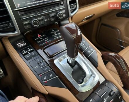 Черный Порше Каен, объемом двигателя 4.81 л и пробегом 43 тыс. км за 53000 $, фото 39 на Automoto.ua