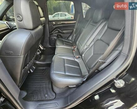 Порше Каен 2013 в Полтаве на Automoto.ua Черный Порше Каен, объемом двигателя 2.97 л и пробегом 258 тыс. км за 20950 $, фото 78 на Automoto.ua