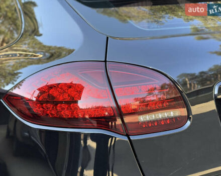 Черный Порше Каен, объемом двигателя 4.8 л и пробегом 270 тыс. км за 17500 $, фото 31 на Automoto.ua