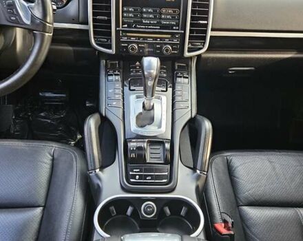Порше Каен 2013 в Полтаве на Automoto.ua Черный Порше Каен, объемом двигателя 2.97 л и пробегом 258 тыс. км за 20950 $, фото 87 на Automoto.ua