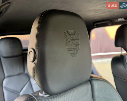 Черный Порше Каен, объемом двигателя 4.8 л и пробегом 270 тыс. км за 17500 $, фото 10 на Automoto.ua