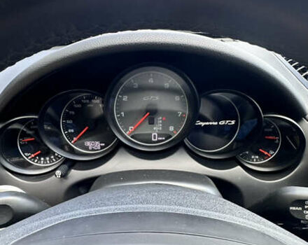 Черный Порше Каен, объемом двигателя 4.81 л и пробегом 136 тыс. км за 29900 $, фото 27 на Automoto.ua