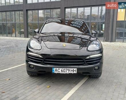 Чорний Порше Cayenne, об'ємом двигуна 3 л та пробігом 218 тис. км за 24000 $, фото 2 на Automoto.ua