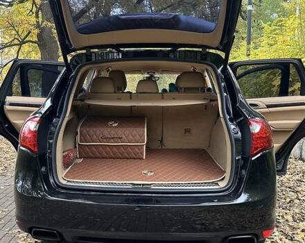 Порше Каен 2013 в Киеве на Automoto.ua Черный Порше Каен, объемом двигателя 3 л и пробегом 219 тыс. км за 25500 $, фото 5 на Automoto.ua