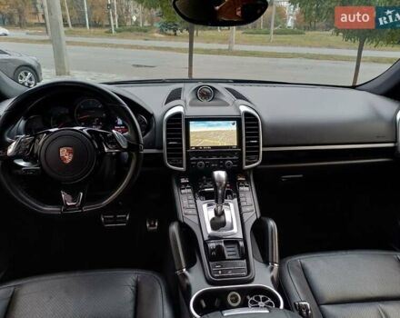 Чорний Порше Cayenne, об'ємом двигуна 3 л та пробігом 218 тис. км за 24000 $, фото 14 на Automoto.ua