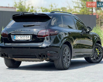 Черный Порше Каен, объемом двигателя 2.97 л и пробегом 248 тыс. км за 23500 $, фото 4 на Automoto.ua