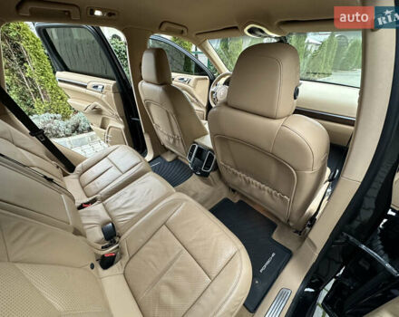 Черный Порше Каен, объемом двигателя 3.6 л и пробегом 160 тыс. км за 17500 $, фото 24 на Automoto.ua