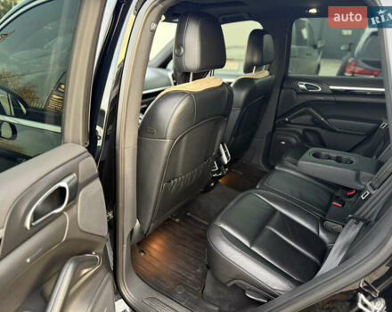 Порше Каен 2013 в Одессе на Automoto.ua Черный Порше Каен, объемом двигателя 3 л и пробегом 181 тыс. км за 26200 $, фото 11 на Automoto.ua