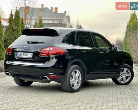Черный Порше Каен, объемом двигателя 3.6 л и пробегом 160 тыс. км за 17500 $, фото 5 на Automoto.ua