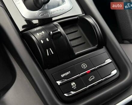Чорний Порше Cayenne, об'ємом двигуна 3.6 л та пробігом 186 тис. км за 23490 $, фото 28 на Automoto.ua