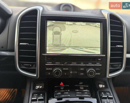 Порше Каен 2013 в Одессе на Automoto.ua Черный Порше Каен, объемом двигателя 3 л и пробегом 181 тыс. км за 26200 $, фото 20 на Automoto.ua