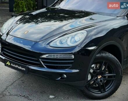 Чорний Порше Cayenne, об'ємом двигуна 4.13 л та пробігом 273 тис. км за 23999 $, фото 10 на Automoto.ua
