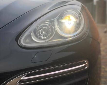 Чорний Порше Cayenne, об'ємом двигуна 4.2 л та пробігом 257 тис. км за 27999 $, фото 39 на Automoto.ua