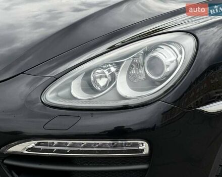 Чорний Порше Cayenne, об'ємом двигуна 4.8 л та пробігом 160 тис. км за 23000 $, фото 33 на Automoto.ua