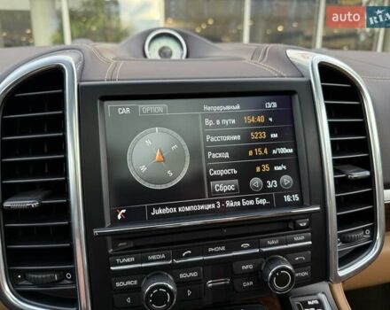 Черный Порше Каен, объемом двигателя 4.81 л и пробегом 43 тыс. км за 53000 $, фото 46 на Automoto.ua