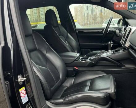 Чорний Порше Cayenne, об'ємом двигуна 3.6 л та пробігом 186 тис. км за 23490 $, фото 14 на Automoto.ua