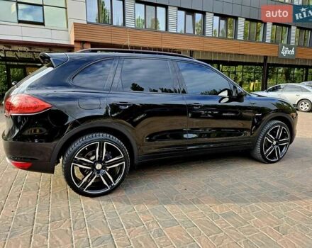Порше Каен 2013 в Полтаве на Automoto.ua Черный Порше Каен, объемом двигателя 2.97 л и пробегом 258 тыс. км за 20950 $, фото 39 на Automoto.ua