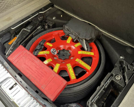 Чорний Порше Cayenne, об'ємом двигуна 3.6 л та пробігом 147 тис. км за 18000 $, фото 21 на Automoto.ua