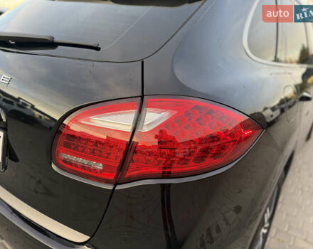 Порше Каен 2013 в Одессе на Automoto.ua Черный Порше Каен, объемом двигателя 3 л и пробегом 181 тыс. км за 26200 $, фото 41 на Automoto.ua