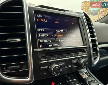 Чорний Порше Cayenne, об'ємом двигуна 3.6 л та пробігом 186 тис. км за 23490 $, фото 27 на Automoto.ua