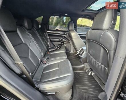 Порше Каен 2013 в Полтаве на Automoto.ua Черный Порше Каен, объемом двигателя 2.97 л и пробегом 258 тыс. км за 20950 $, фото 70 на Automoto.ua
