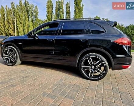Порше Каен 2013 в Полтаве на Automoto.ua Черный Порше Каен, объемом двигателя 2.97 л и пробегом 258 тыс. км за 20950 $, фото 34 на Automoto.ua