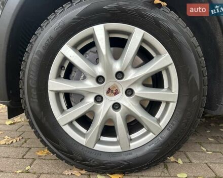 Порше Каен 2013 в Киеве на Automoto.ua Черный Порше Каен, объемом двигателя 3 л и пробегом 219 тыс. км за 25500 $, фото 4 на Automoto.ua