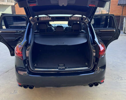 Черный Порше Каен, объемом двигателя 4.8 л и пробегом 270 тыс. км за 17500 $, фото 6 на Automoto.ua